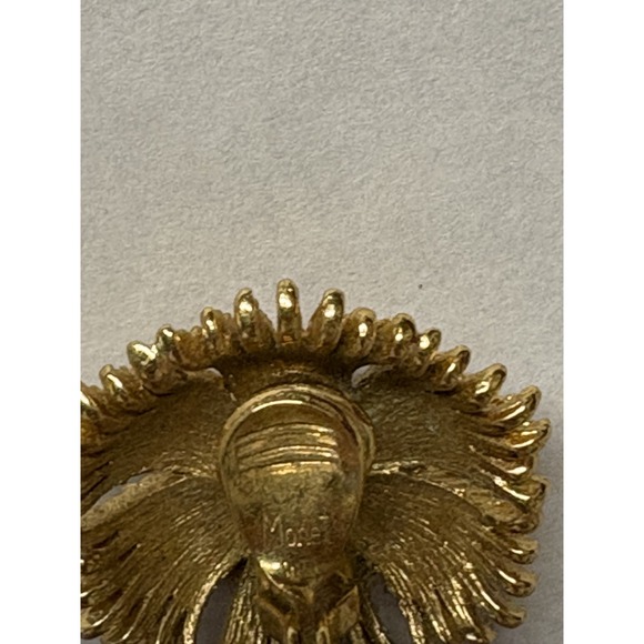 Vintage Monet "Cordelia" Leroy Miozzi Book Piece Goldtone Clip-on Earrings 1960s - Picture 6 of 6